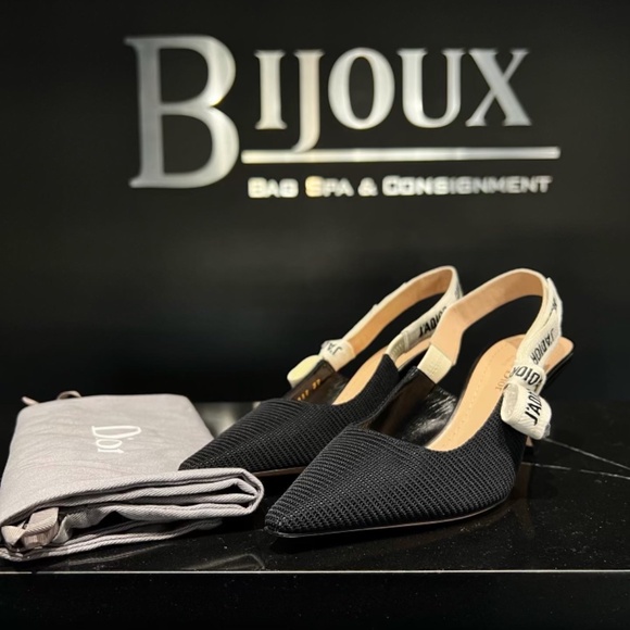 Kitten Heel Slingback - Picture 2 of 9